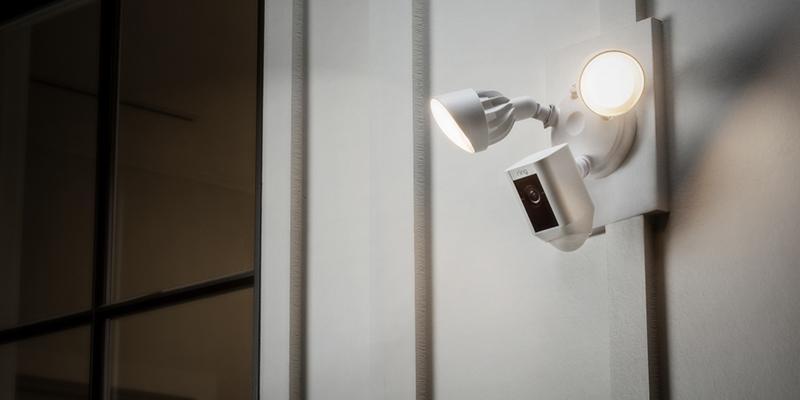 Maak kennis met de nieuwe Ring Floodlight Cam